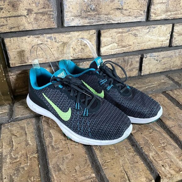 ‎Women’s Nikes - Picture 1 of 6